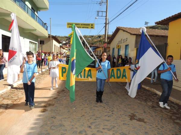 Ato c&iacute;vico comemora Independ&ecirc;ncia do Brasil