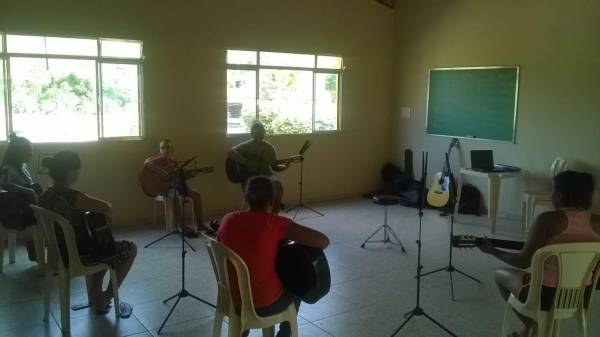 Oficina de Viol&atilde;o
